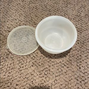 Tupperware Bowl